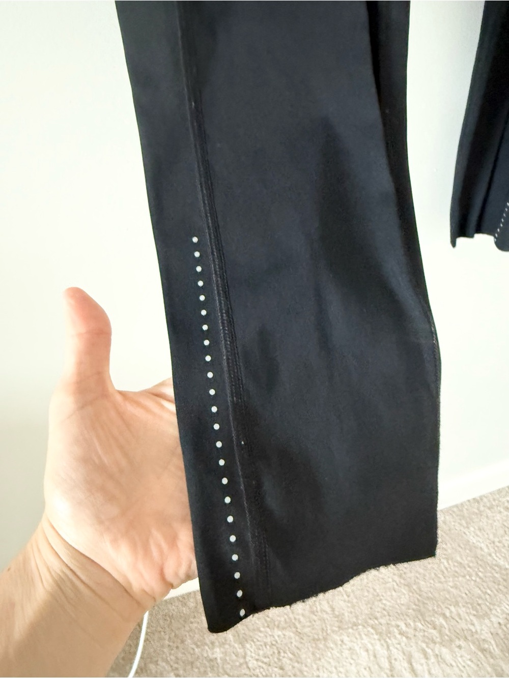 Lululemon Align High-Waist Black Active Leggings w. Side & Waist Pockets Size 6 - Picture 2 of 7